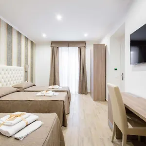 https://chri-luxury-suite.it-romehotels.com
